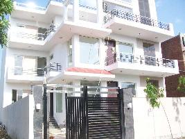 8 BHK House for Sale in Nirvana Country, Gurgaon
