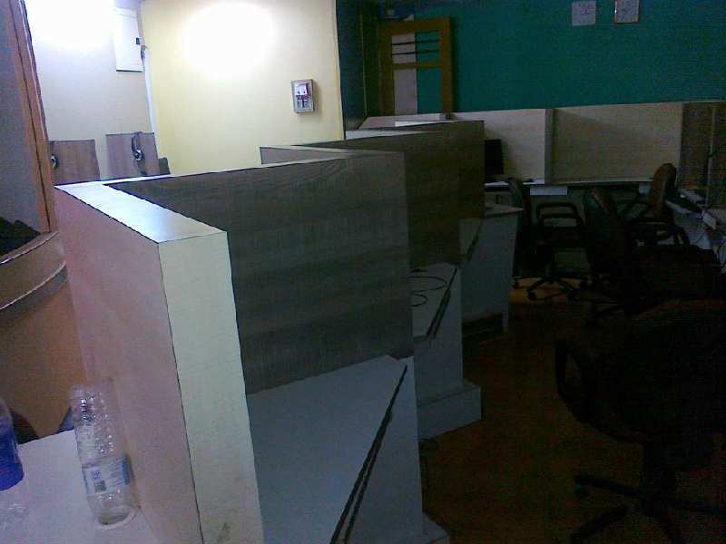 Office Space 250 Sq.ft. for Rent in Feroz Gandhi Market, Ludhiana