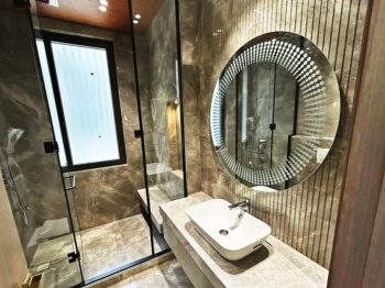 3 BHK Builder Floor for Sale in Defence Colony, Delhi