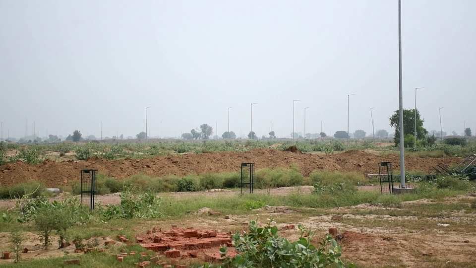  Residential Plot 300 Sq. Meter for Sale in Yamuna Expressway, Greater Noida