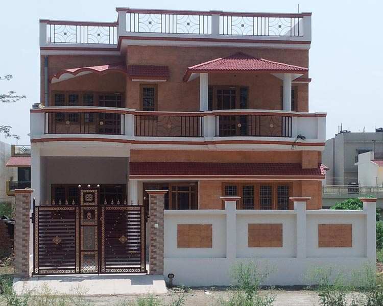 6 BHK House 3700 Sq.ft. for Sale in Clement Town, Dehradun