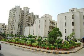  Commercial Shop for Rent in Vaibhav Khand, Indirapuram, Ghaziabad