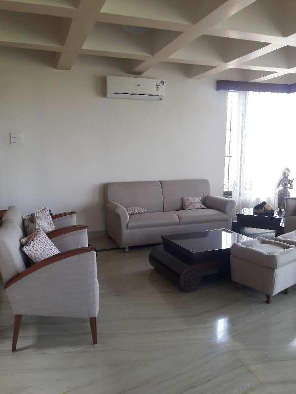 5 BHK House 400 Sq. Meter for Rent in