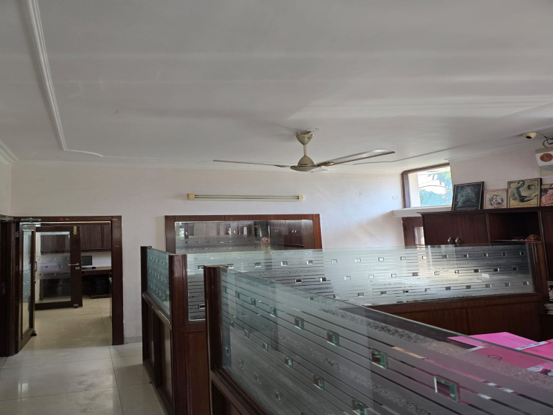  2000 Sq.ft. Office Space for Rent in Shohrab Gate, Meerut