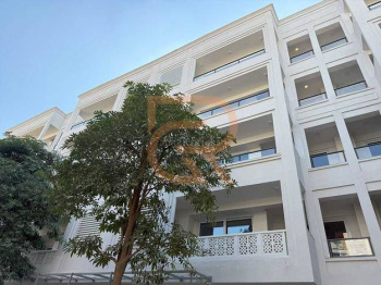 4 BHK Flat for Rent in DLF Phase V, Gurgaon