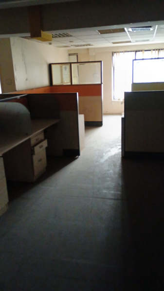  Office Space 7000 Sq.ft. for Sale in Viman Nagar, Pune