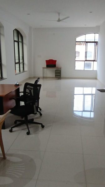  Office Space 1585 Sq.ft. for Sale in Wanowrie, Pune