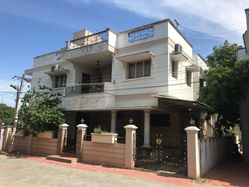 4 BHK 4000 Sq.ft. House for Sale in Mugalivakkam, Chennai