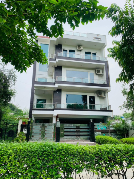  Residential Plot 100 Sq. Yards for Sale in Greater Noida West