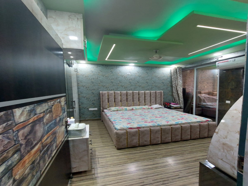 3.5 BHK Apartment 1810 Sq.ft. for Sale in Techzone 4, Greater Noida
