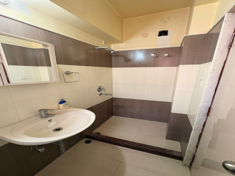 4 BHK 1800 Sq.ft. Apartment for Sale in Hindustan Park, Kolkata