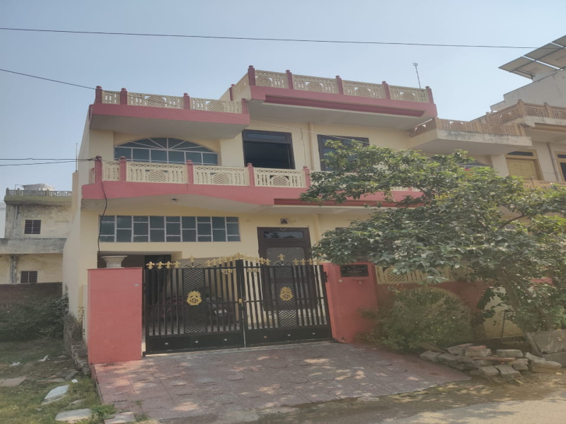 3 BHK House 111 Sq. Yards for Sale in