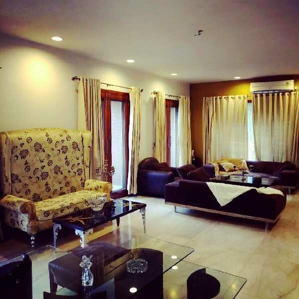 5 BHK Builder Floor 1000 Sq. Yards for Sale in Vasant Vihar, Delhi
