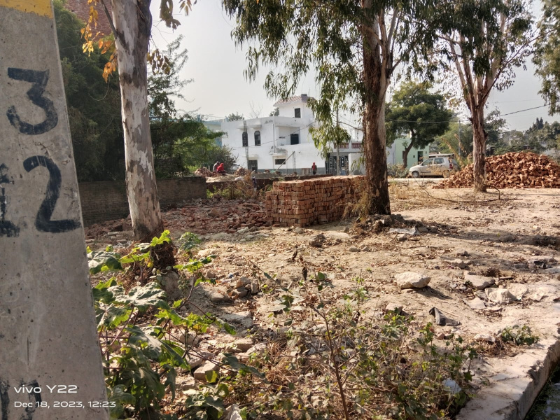  Residential Plot 97 Sq. Yards for Sale in GT Karnal Road, Alipur, Delhi