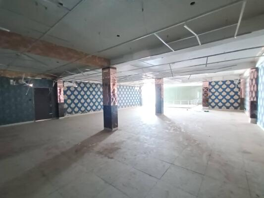  Showroom 15000 Sq.ft. for Rent in Patel Garden, Dwarka, Delhi