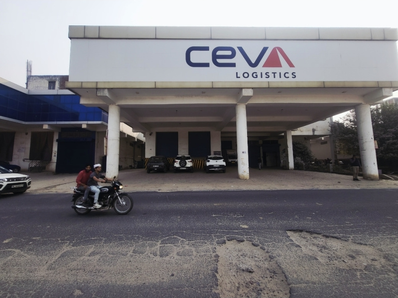  55000 Sq.ft. Warehouse for Rent in Bamnoli, Sector 28 Dwarka, Delhi