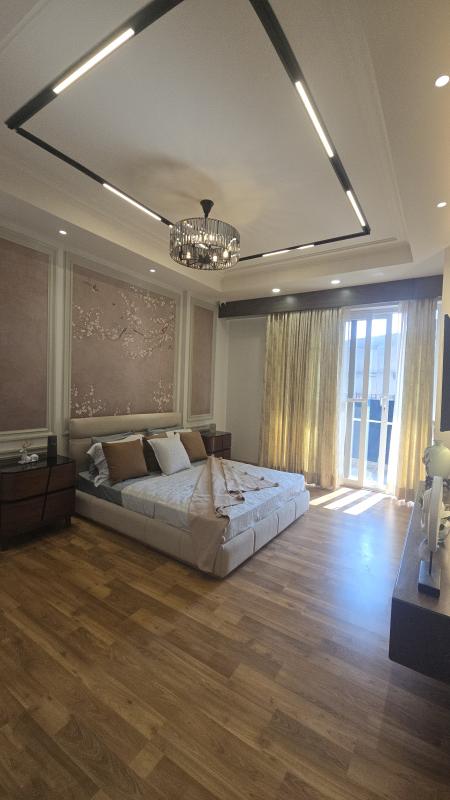 3.5 BHK 1900 Sq.ft. Apartment for Sale in Patiala Road, Zirakpur