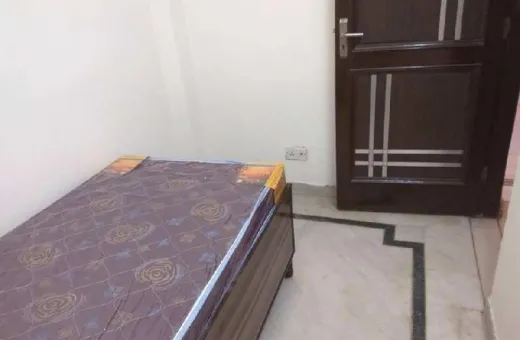 3 BHK 1650 Sq.ft. Apartment for PG in South Extension Part I, Delhi