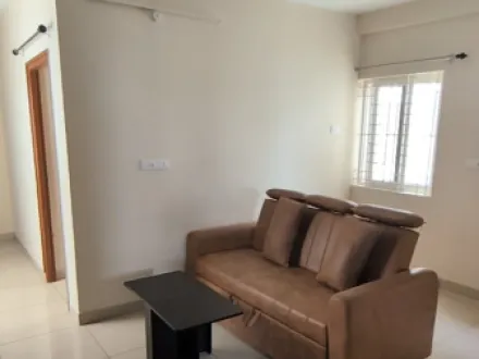 2 BHK 750 Sq.ft. Apartment for Rent in Saravanampatti, Coimbatore